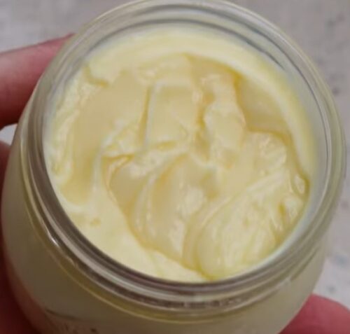 ORGANICROSEHIPOILCREA