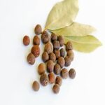 Pimento berry hydrosol