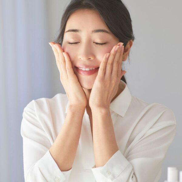 Buy clear radiance essential oil blend